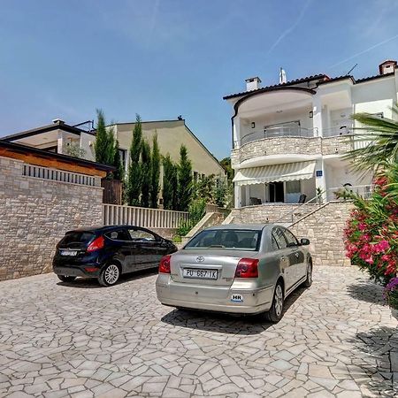 Apartment Karla Kavran Екстер'єр фото